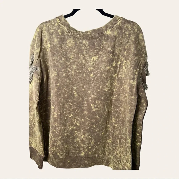 BIBI SWEATER W/ FRAYED MATERIAL ACROSS THE CHEST AND ARMS SIZE X-LARGE BROWN - Picture 7 of 8